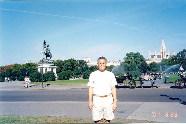 掃描0002.jpg - Aug 23-Sep 2, 2001 第17屆國際營養大會(17th ICN) (奧地利 維也納) [17th ICN (Vienna, Republic of Austria)]-11