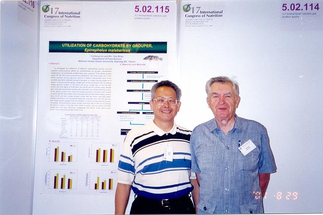掃描0052.jpg - Aug 23-Sep 2, 2001 第17屆國際營養大會(17th ICN) (奧地利 維也納) [17th ICN (Vienna, Republic of Austria)]-9