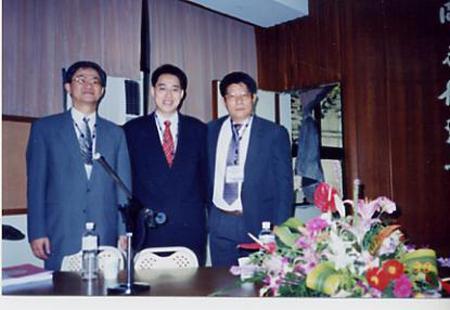 2001 (37).jpg - Nov 26-30, 2001  第6屆亞洲水產學會會議(6th AFF)(高雄中山大學) [6th AFF (Kaohsiung, Taiwan)]-2