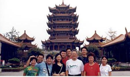 2001 (21).jpg - Sep 16-24, 2001 第4屆世界華人魚蝦營養學術研討會(4th SWCSNFFS)會後旅遊((武漢黃鶴樓)(中國大陸，湖北武漢) [Trip to Wuhan, Hubei, China]-12