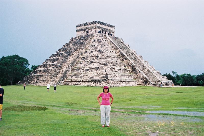 F1050012.JPG.JPG - Aug 28-Sep 9, 2002 墨西哥Cancun (Chichen Itza 瑪雅文化) (WAS Board Meeting & AguaMar Conference)-44
