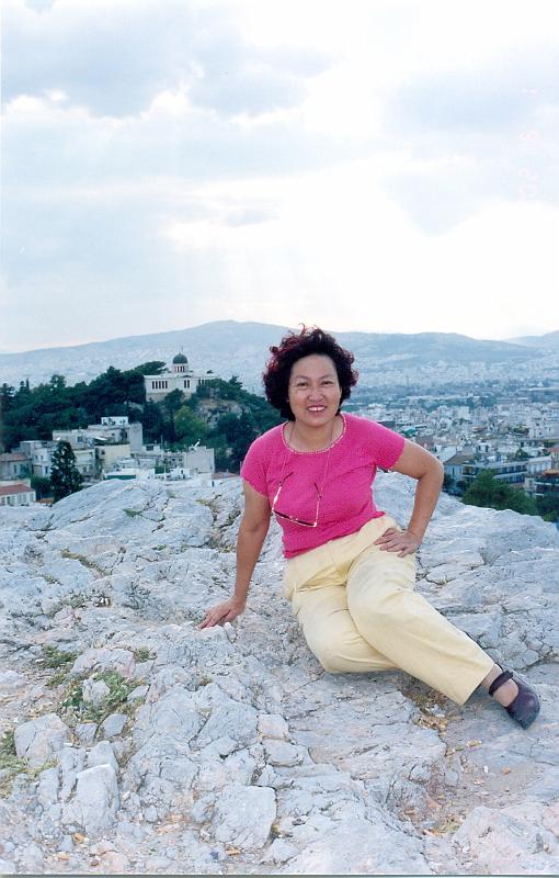 60(1).jpg - May 30-June 9, 2002 希臘 羅德島(Rhodes Island)，雅典 (10th ISNFF會前雅典行)-17