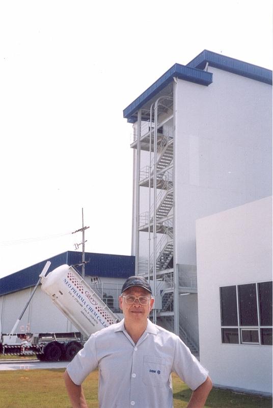 72..jpg - November 15-23, 2003  泰國 曼谷 (DSM-Roche, 9th Aquaculture Conference Asia Pacific)(參訪DSM-Roche工廠)-9