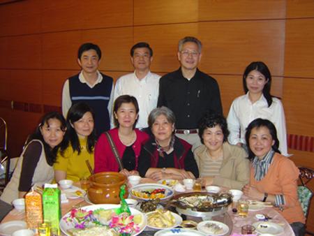 2006 (104).jpg - Feb 14, 2006 靜宜食營系聚餐 [Lunch party, F&N Department, Providence University]