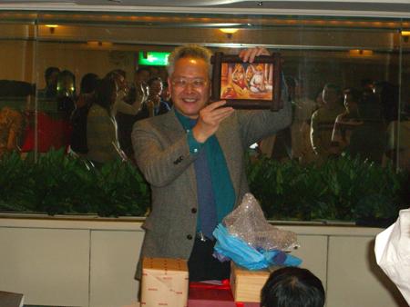 2006 (4).jpg - Jan 7, 2006 老師慶生會(凱薩餐廳) [Birthday Party for Prof. Shi-Yen Shiau]-2