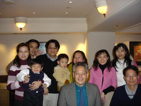 2006 (9).jpg - Jan 7, 2006 老師慶生會(凱薩餐廳) [Birthday Party for Prof. Shi-Yen Shiau]-7