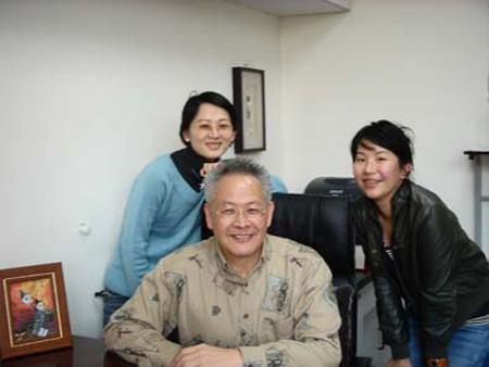 2007 (5).jpg - Jan 10, 2007 老師慶生會 (靜宜大學)  [Birthday party for Prof, Shi-Yen Shiau(Lab in Providance University)]-5