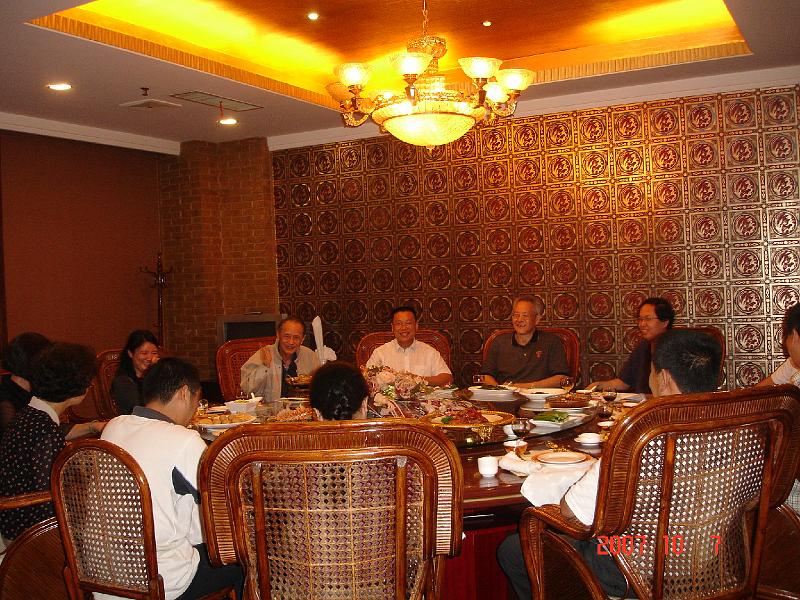 DSC04101.JPG - Oct 6-18, 2007 中科院水生所演講訪問(中國大陸，武漢) [Lecture at Hydorbiology Institute, Chinese Academy of Sciences (Wuhan, China)]-9