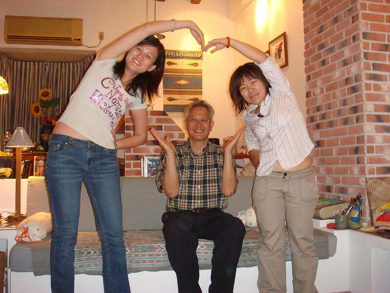 2008 (71).JPG - June 17, 2008 迎新送舊(老師家) [Lab newcomer welcome party]-1