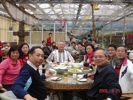 2008 (216).jpg - Sep 20-27, 2008 第7屆世界華人魚蝦營養學術研討會(7th SWCSNFFS)(中國大陸，北京) 7th世華會會後山西行(天下第一醋) [7th SWCSNFFS, Beijing, China  Trip to Shangxi, China ]-86