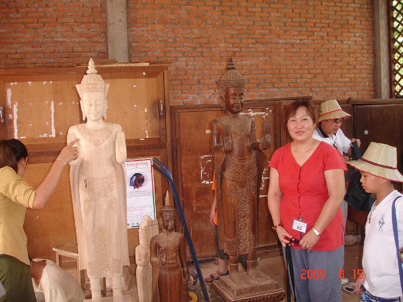DSC08472.JPG - Aug 14-18, 2009 柬埔寨吳哥窟(參觀吳哥藝術學院) [Angkor Wat, Cambodia]-11