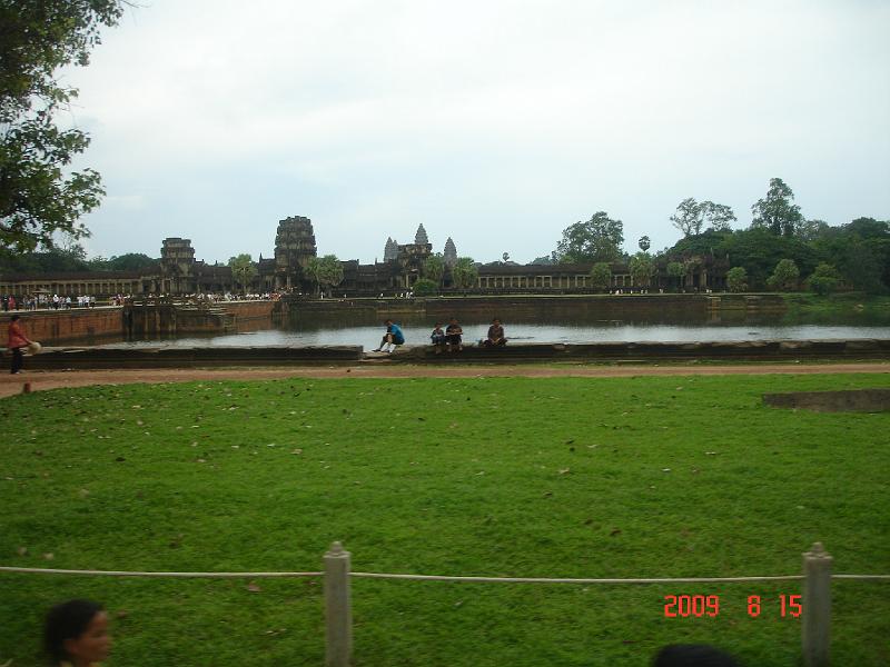 DSC08492.JPG - Aug 14-18, 2009 柬埔寨吳哥窟(小吳哥旁巴肯山) [Angkor Wat, Cambodia]-14