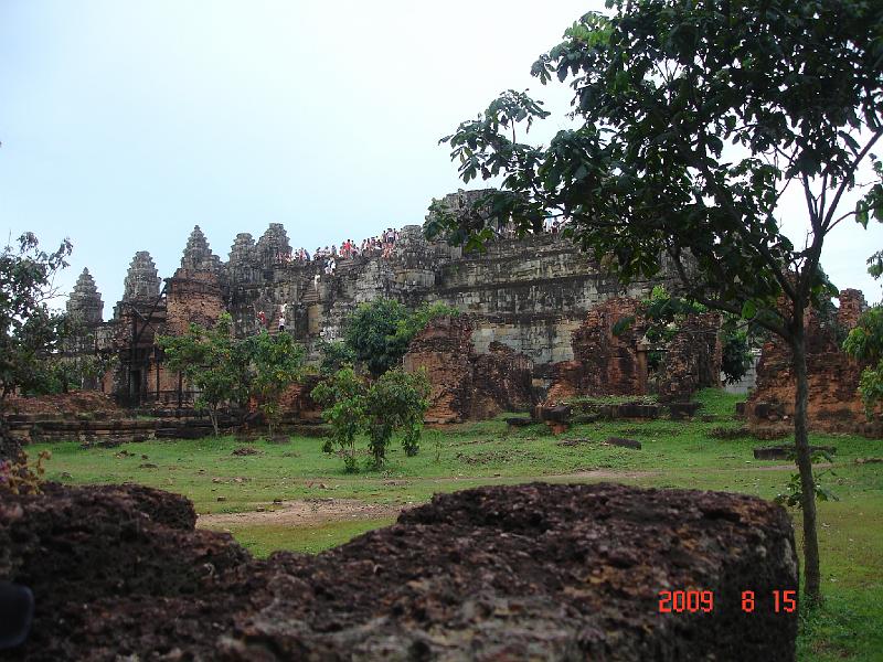 DSC08499.JPG - Aug 14-18, 2009 柬埔寨吳哥窟(小吳哥旁巴肯山) [Angkor Wat, Cambodia]-16