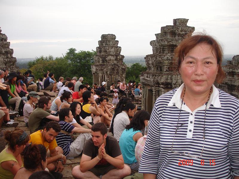 DSC08523.JPG - Aug 14-18, 2009 柬埔寨吳哥窟(小吳哥旁巴肯山) [Angkor Wat, Cambodia]-25