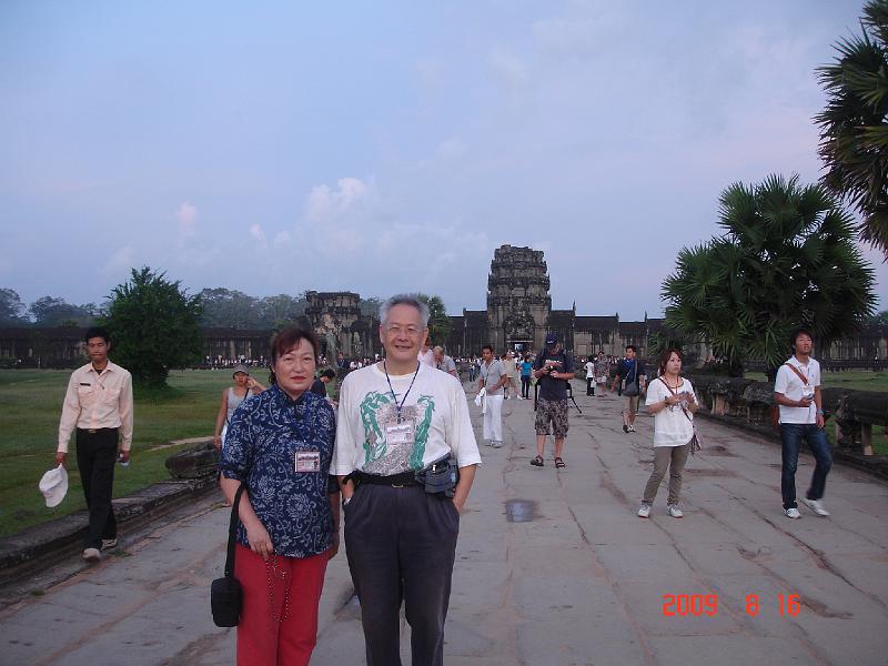 DSC08558.JPG - Aug 14-18, 2009 柬埔寨吳哥窟(小吳哥觀日出) [Angkor Wat, Cambodia]-31