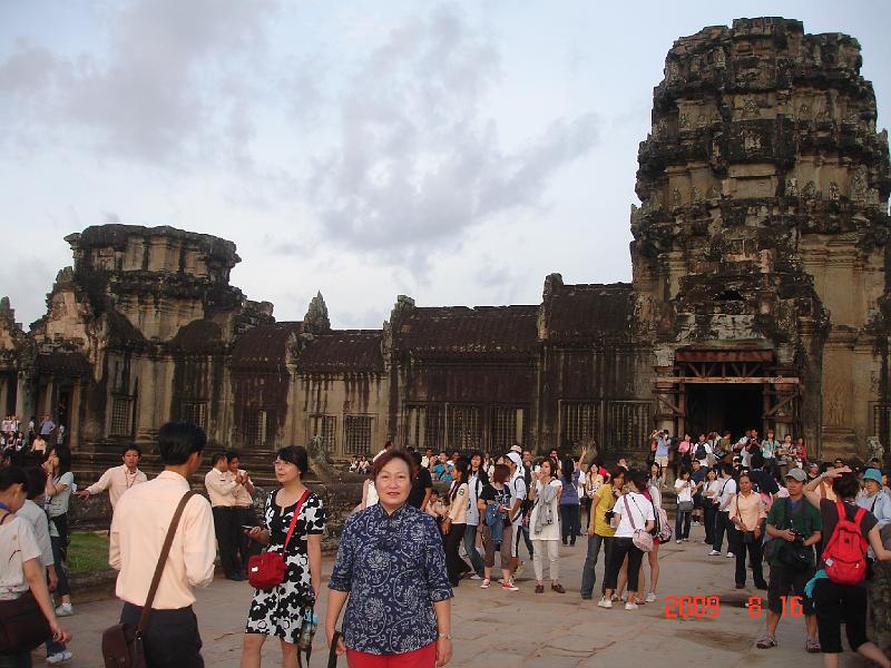 DSC08565.JPG - Aug 14-18, 2009 柬埔寨吳哥窟(小吳哥觀日出) [Angkor Wat, Cambodia]-32