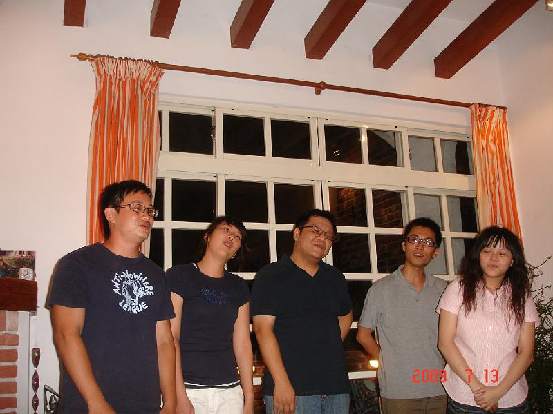 2009 (81).JPG - July 13, 2009 迎新送舊(老師家) [newcomer welcome party]-9