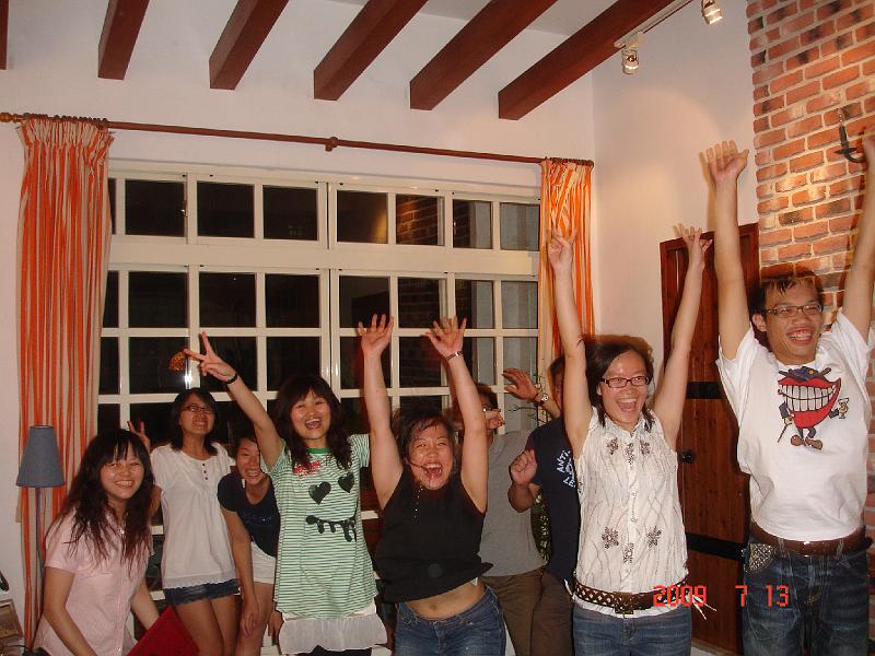 2009 (83).JPG - July 13, 2009 迎新送舊(老師家) [newcomer welcome party]-11