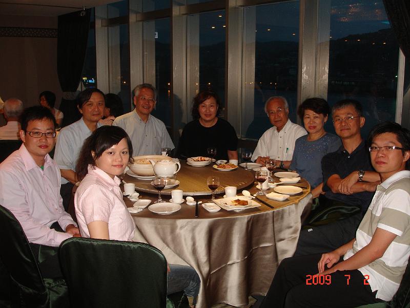2009 (69).JPG - July 2, 2009 口試後晚宴 [Dinner after oral defense]-1