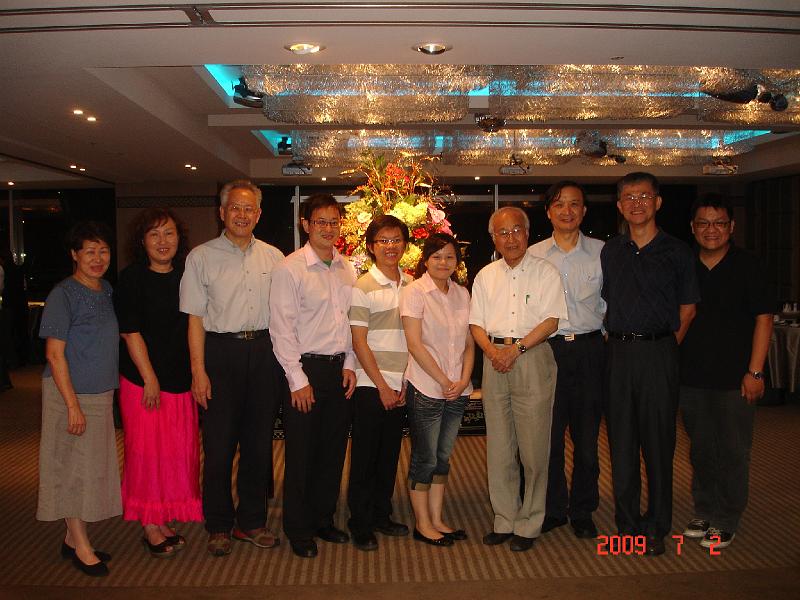 2009 (71).JPG - July 2, 2009 口試後晚宴 [Dinner after oral defense]-3