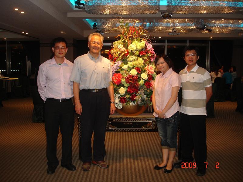 2009 (72).JPG - July 2, 2009 口試後晚宴 [Dinner after oral defense]-4