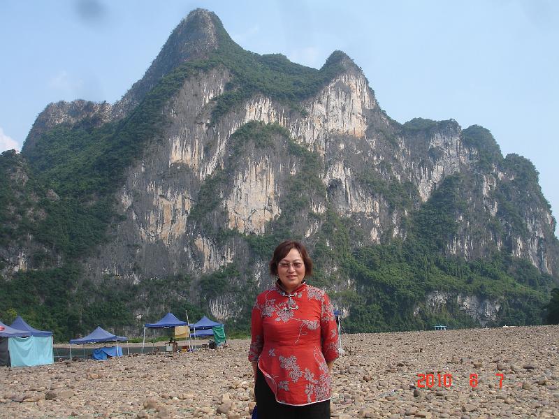 2010 (64).JPG - Aug 6-11, 2010 統一中山公司演講暨廣西桂林行 (桂林) [Trip to Gueilin, Guanxi, China]-9