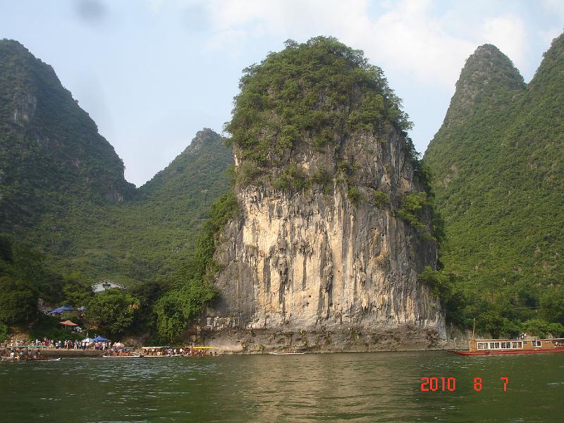 2010 (67).JPG - Aug 6-11, 2010 統一中山公司演講暨廣西桂林行 (桂林) [Trip to Gueilin, Guanxi, China]-12