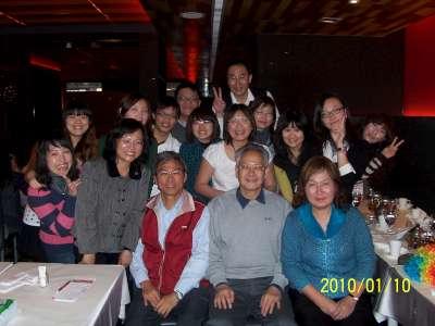 2010 (8).jpg - Jan 10, 2010 老師慶生會(基隆西堤牛排館) [Birthday Party for Prof. Shi-Yen Shiau (Tasty)]-6