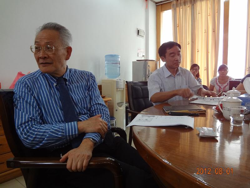 DSC01617.JPG - July 31-Aug 7, 2012 廣東農科院畜牧所演講 (中國大陸，廣東) [Institute of Aminal Science, Guangdong Academy of Agricultural Sciences (Guangdong, China)]-5