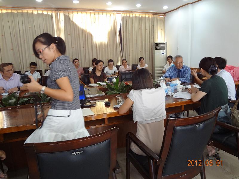 DSC01618.JPG - July 31-Aug 7, 2012 廣東農科院畜牧所演講 (中國大陸，廣東) [Institute of Aminal Science, Guangdong Academy of Agricultural Sciences (Guangdong, China)]-6