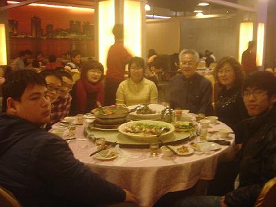 DSC01631.JPG - Jan 08, 2012 老師慶生會 (基隆御品鮮)