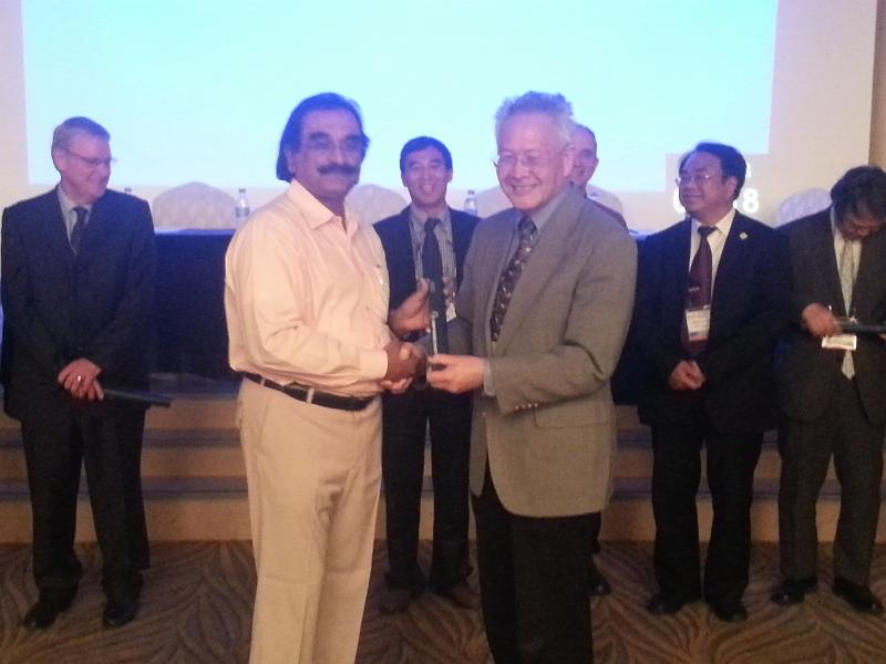 2013-05-01 18.27.29.jpg - Apr 28-May 3, 2013 亞水會第43次理事會議 (韓國，Yeosu) [Asian Fisheries Society 43rd Council Meeting (Korea, Yeosu)]-4