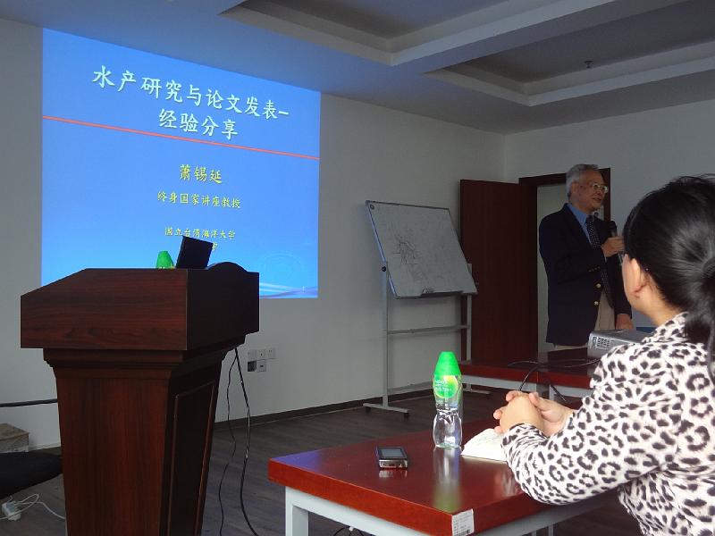 DSC01985.JPG - Nov 9-11, 2013 汕頭大學演講與參訪(中國大陸，廣東省汕頭市) [Visite Shantou University (Shantou, China)]-8