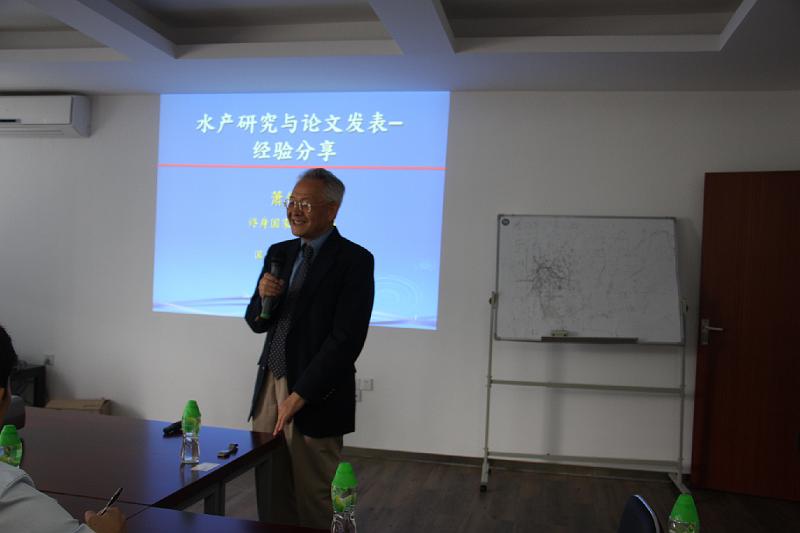 IMG_1365.JPG - Nov 9-11, 2013 汕頭大學演講與參訪(中國大陸，廣東省汕頭市) [Visite Shantou University (Shantou, China)]-6