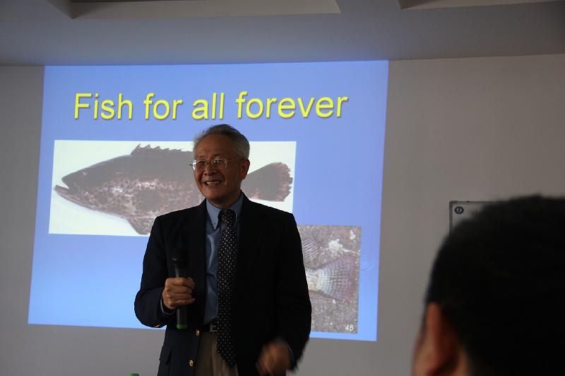 IMG_1374.JPG - Nov 9-11, 2013 汕頭大學演講與參訪(中國大陸，廣東省汕頭市) [Visite Shantou University (Shantou, China)]-13