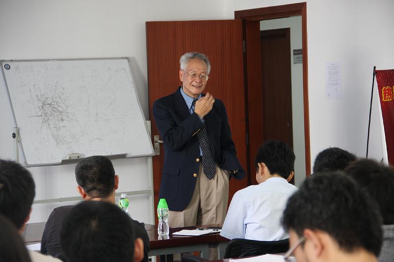 IMG_1403.JPG - Nov 9-11, 2013 汕頭大學演講與參訪(中國大陸，廣東省汕頭市) [Visite Shantou University (Shantou, China)]-15