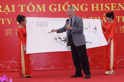 1095115_228986953922239_1130070544_n.jpg - Aug 2-6, 2013 昇龍蝦苗場開幕典禮 (寧順，越南)-8