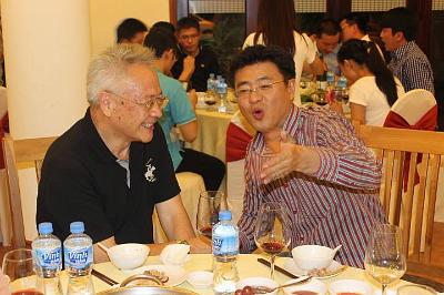 541722_426965574085163_1511231818_n.jpg - Aug 2-6, 2013 昇龍蝦苗場開幕典禮 (芽莊，越南)-45