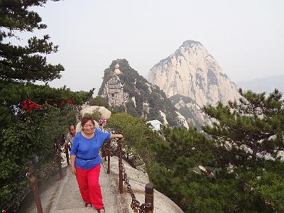 DSC00220.JPG - Aug 23-30, 2013 廣州海因特公司(海大集團)邀請參訪旅遊-陜西，西安 (西岳華山)-6