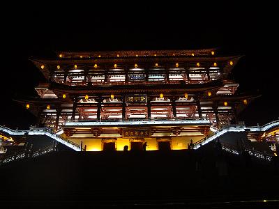 DSC00565.JPG - Aug 23-30, 2013 廣州海因特公司(海大集團)邀請參訪旅遊-陜西，西安 (大唐芙蓉園)-4