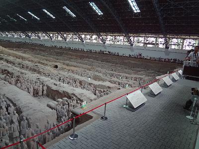 DSC00600.JPG - Aug 23-30, 2013 廣州海因特公司(海大集團)邀請參訪旅遊-陜西，西安 (兵馬俑)-4