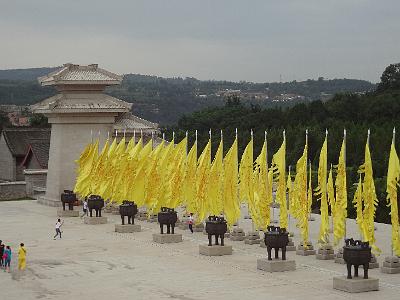 DSC00713.JPG - Aug 23-30, 2013 廣州海因特公司(海大集團)邀請參訪旅遊-陜西，西安 (黃帝陵)-10