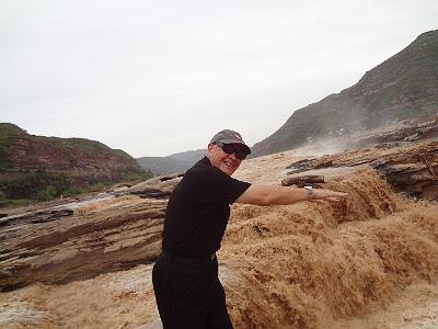 DSC00793.JPG - Aug 23-30, 2013 廣州海因特公司(海大集團)邀請參訪旅遊-陜西，西安 (壺口瀑布)-4