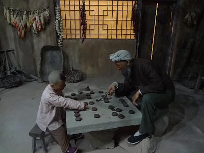 DSC01000.JPG - Aug 23-30, 2013 廣州海因特公司(海大集團)邀請參訪旅遊-陜西，西安 (延安革命紀念館)-12