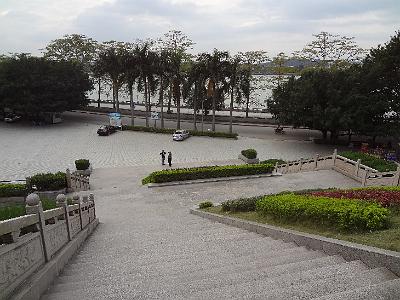 DSC02025.JPG - Nov 9-17, 2013 第九屆世界華人魚蝦營養學術研討會(9th SWCSNFFS) -中國大陸，廈門(會前至汕頭大學演講與參訪-潮州市 )-10