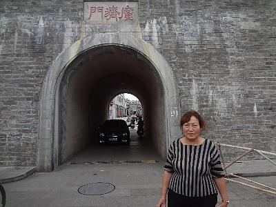 DSC02067.JPG - Nov 9-17, 2013 第九屆世界華人魚蝦營養學術研討會(9th SWCSNFFS) -中國大陸，廈門(會前至汕頭大學演講與參訪-潮州市 )-14