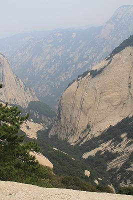 IMG_8044.JPG - Aug 23-30, 2013 廣州海因特公司(海大集團)邀請參訪旅遊-陜西，西安 (西岳華山)-25