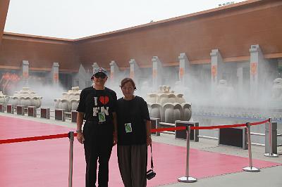 IMG_8245.JPG - Aug 23-30, 2013 廣州海因特公司(海大集團)邀請參訪旅遊-陜西，西安 (法門寺)-9