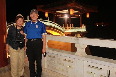 IMG_8496.JPG - Aug 23-30, 2013 廣州海因特公司(海大集團)邀請參訪旅遊-陜西，西安 (大唐芙蓉園)-6