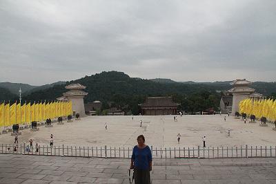 IMG_8627.JPG - Aug 23-30, 2013 廣州海因特公司(海大集團)邀請參訪旅遊-陜西，西安 (黃帝陵)-8